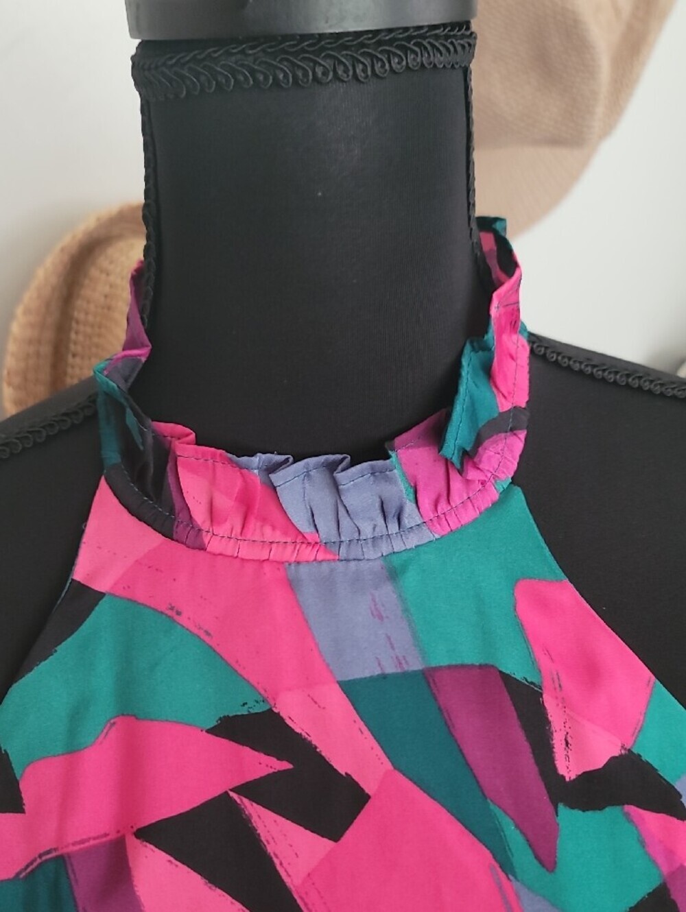 Nine West Pink & Teal Halter Ruffled Waist Top-NWT - Picture 3 of 8